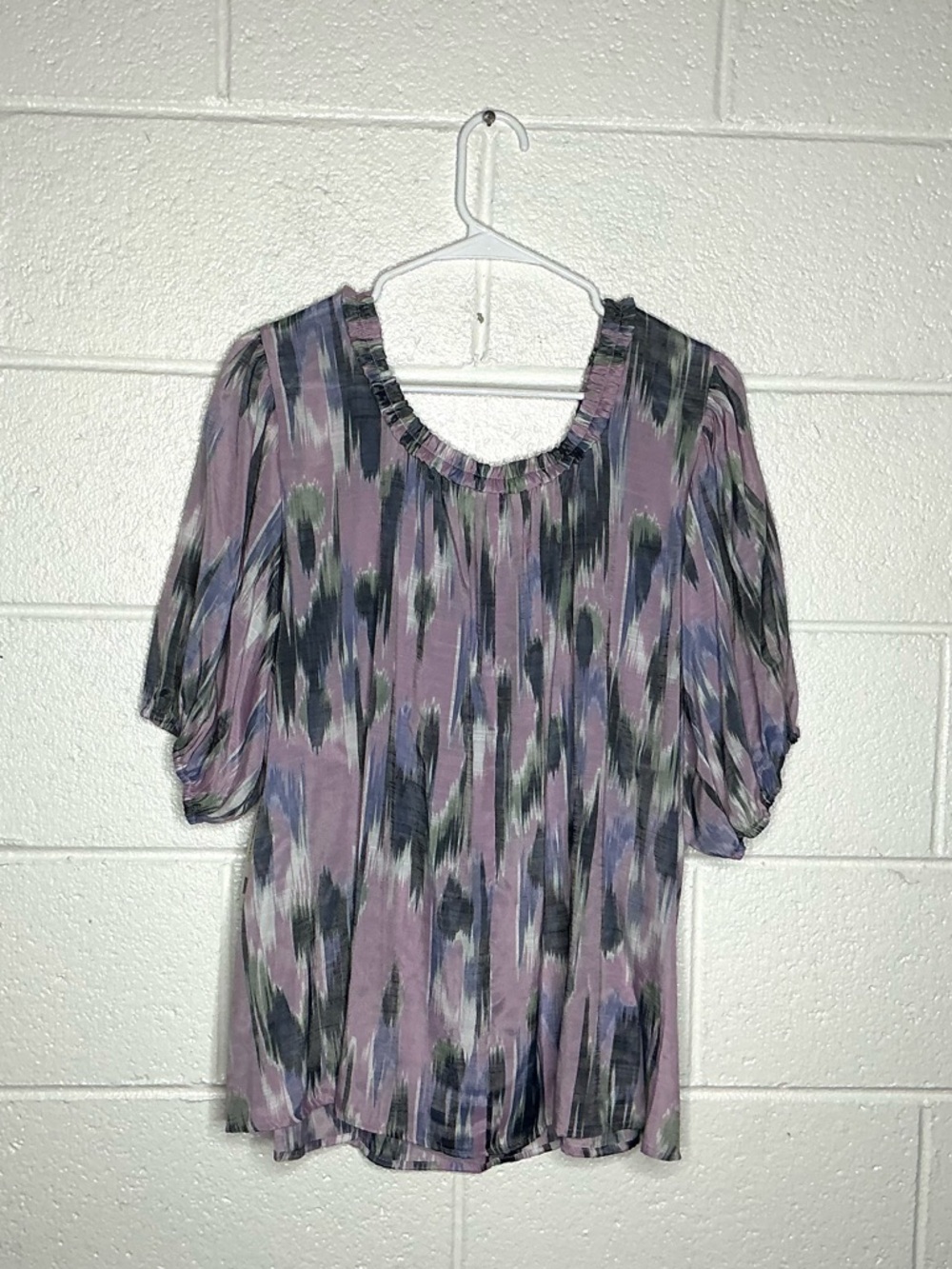 < NWT Zac & Rachel Purple/Grey Watercolor Pattern Blouse Plus Size > - Picture 5 of 5